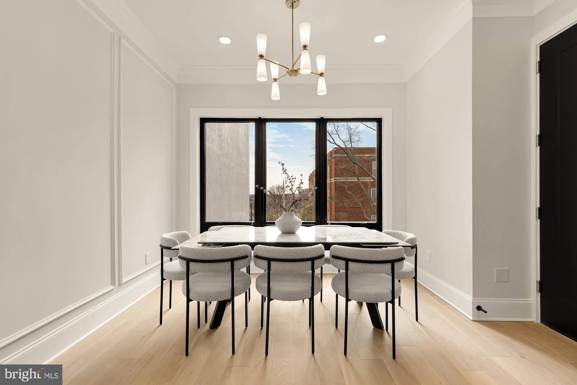 Washington, DC 20001,733 EUCLID ST NW #204
