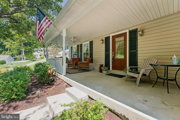 Dumfries, VA 22025,15395 AUTUMN LN