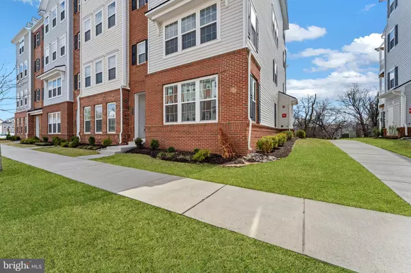Owings Mills, MD 21117,9435 JAMES MACGOWAN LN #439
