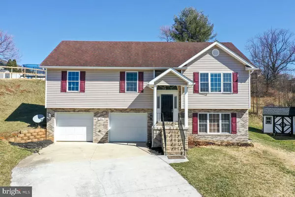 994 VIEW CREST CT, Front Royal, VA 22630