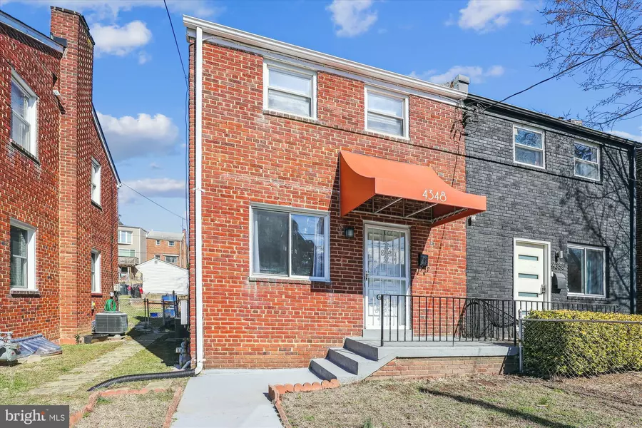 4348 D ST SE, Washington, DC 20019