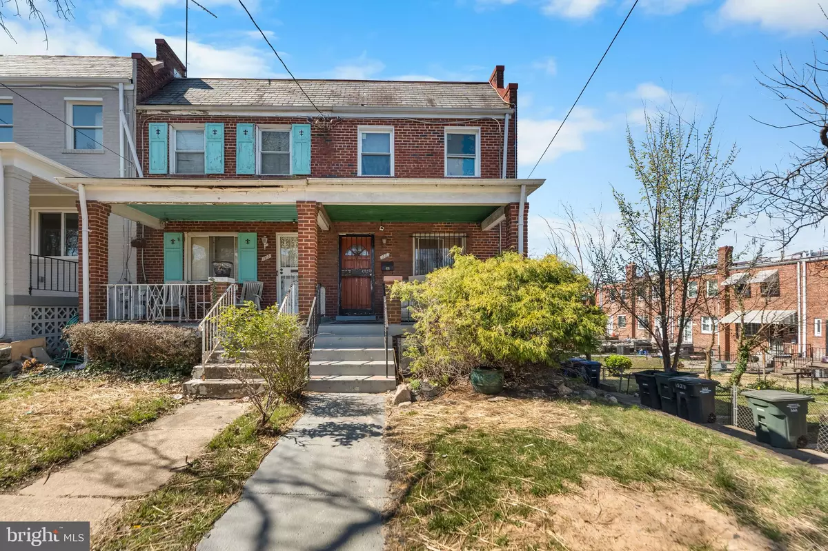 Washington, DC 20018,1511 MONTANA AVE NE