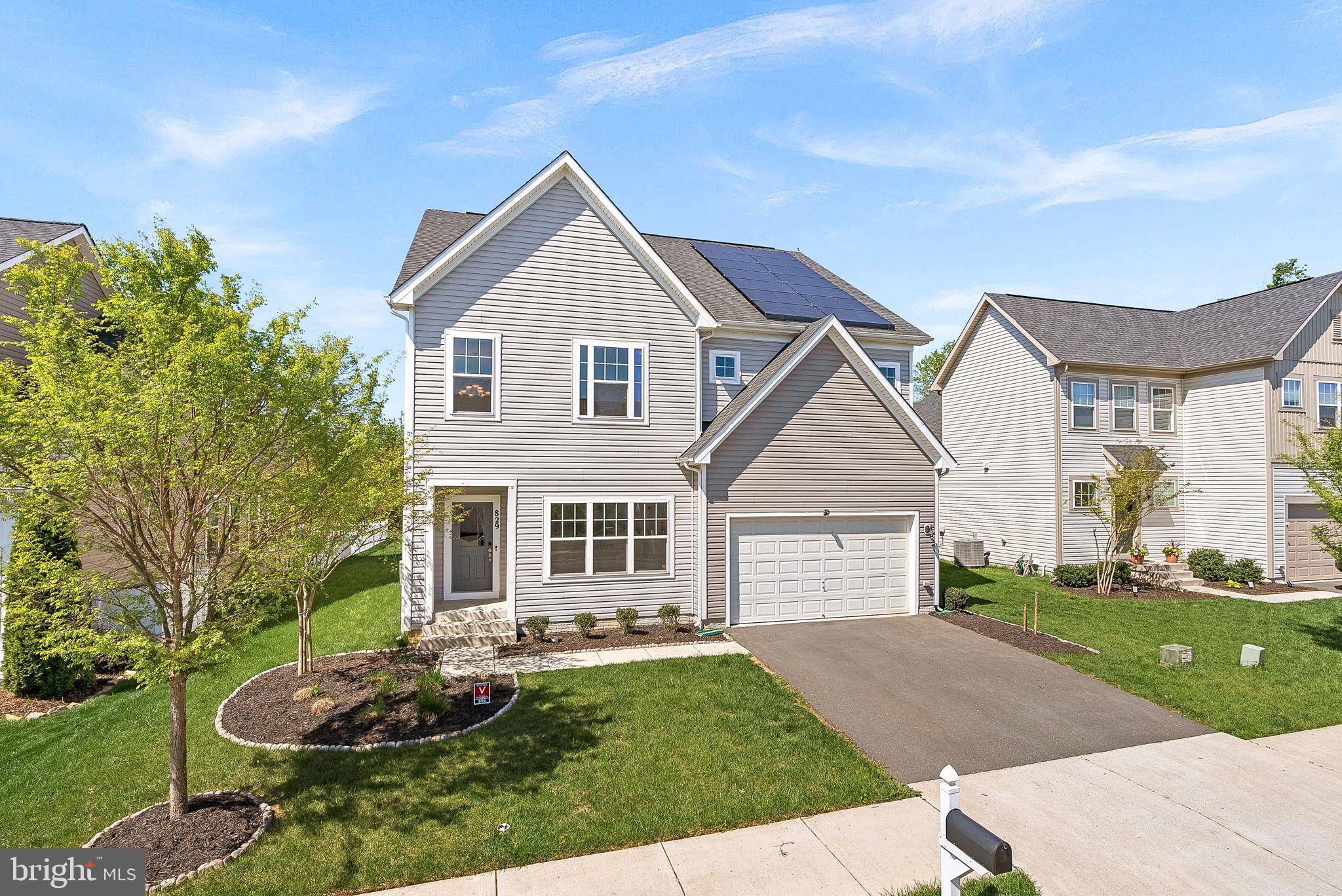 Purcellville, VA 20132,829 PENCOAST DR