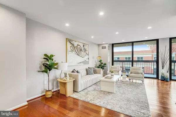 Alexandria, VA 22314,400 MADISON ST #704