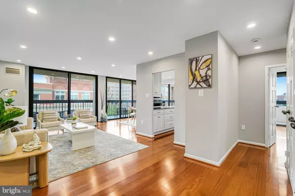 Alexandria, VA 22314,400 MADISON ST #704