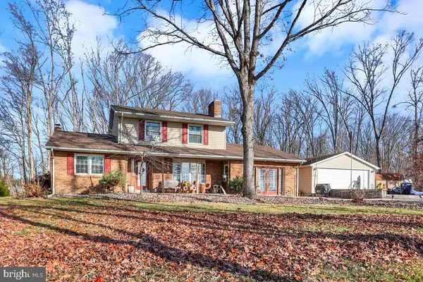 836 STONEY POINT RD, East Berlin, PA 17316