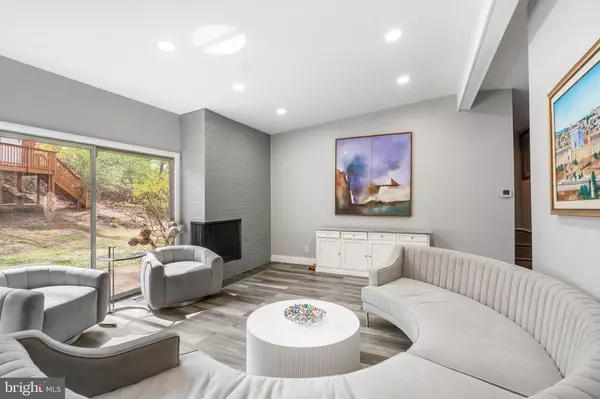 Pikesville, MD 21208,3207 MIDFIELD RD