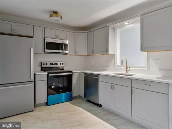 Front Royal, VA 22630,829 W 14TH ST