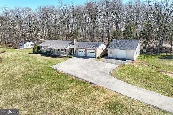 2085 BALTIMORE PIKE, East Berlin, PA 17316