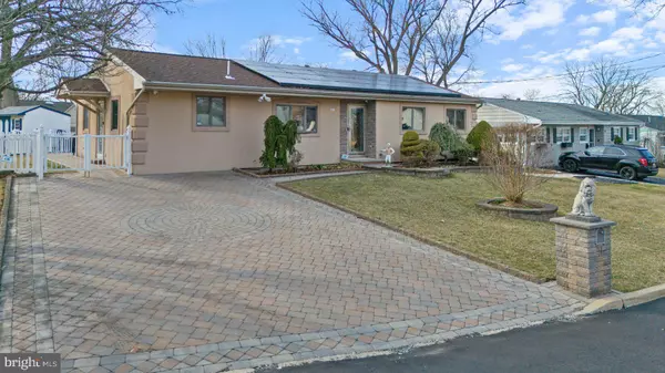Parlin, NJ 08859,31 VILLANOVA RD
