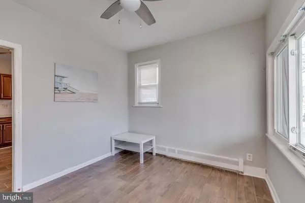 Wildwood, NJ 08260,222 E BURK AVE #2