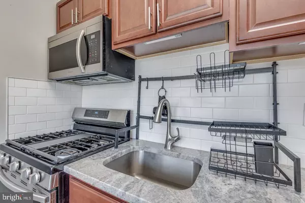 Wildwood, NJ 08260,222 E BURK AVE #1