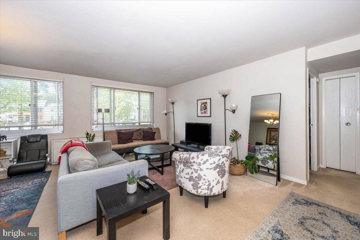 Silver Spring, MD 20910,1900 LYTTONSVILLE RD #418