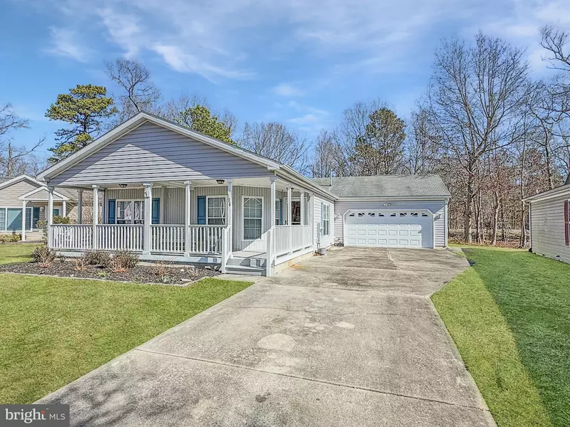 174 TURNBERRY CT, Mays Landing, NJ 08330