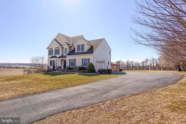 5938 TANNER LN, Stewartstown, PA 17363