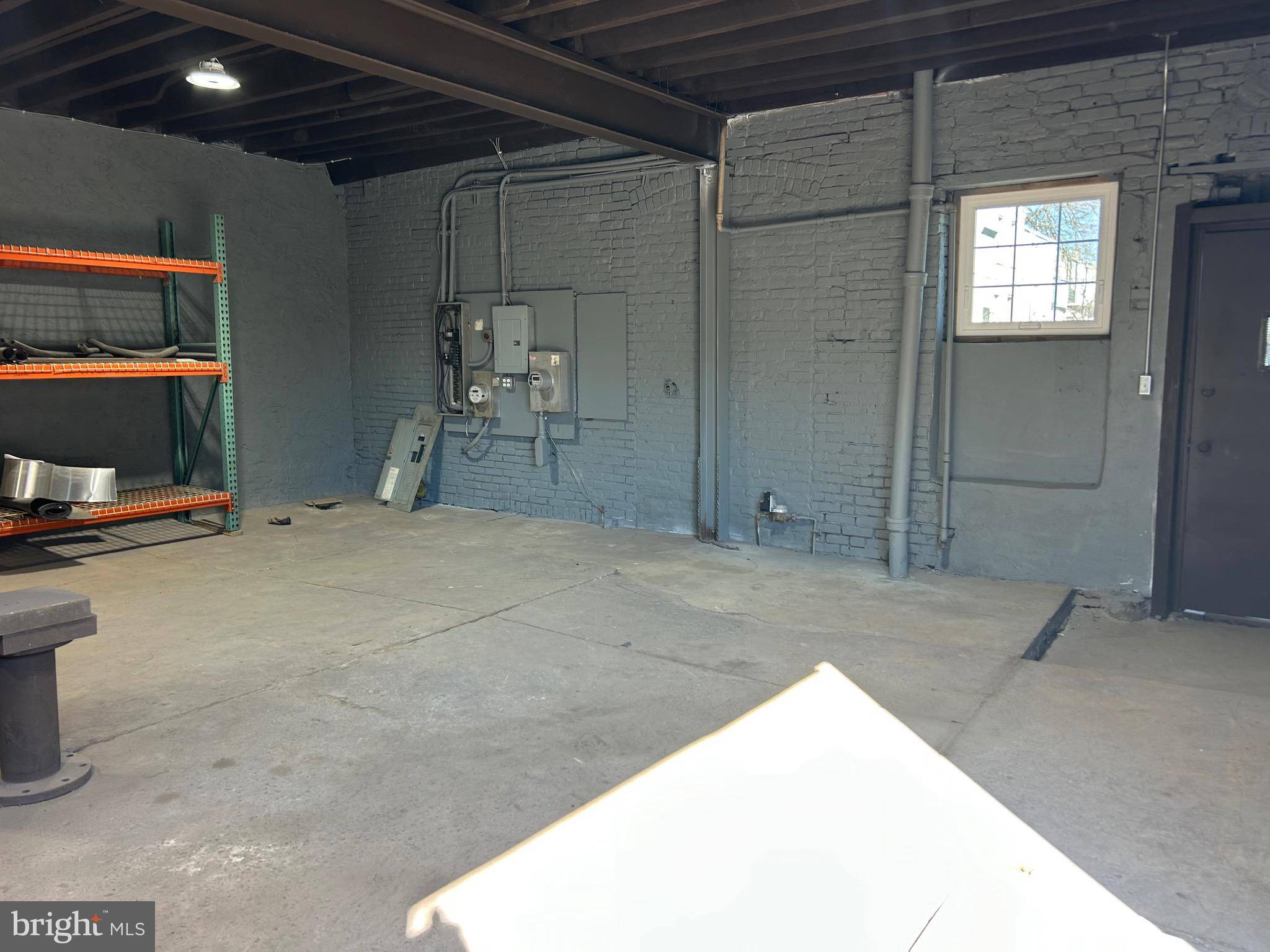 Philadelphia, PA 19151,6216 W GIRARD AVE #FRONT