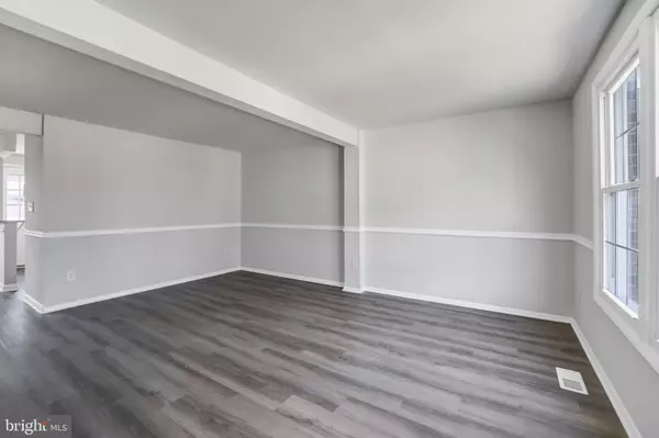 Pasadena, MD 21122,8051 CROYDON WAY