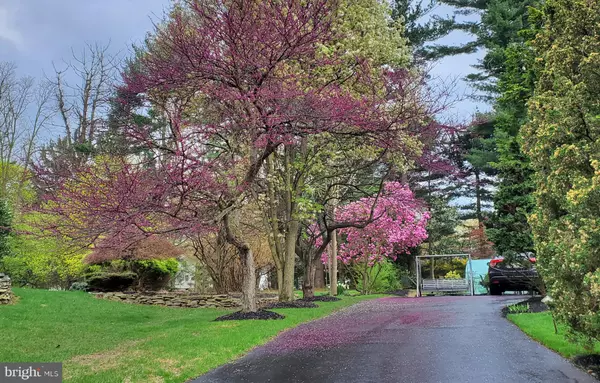 Ewing, NJ 08638,16 FRAN AVE