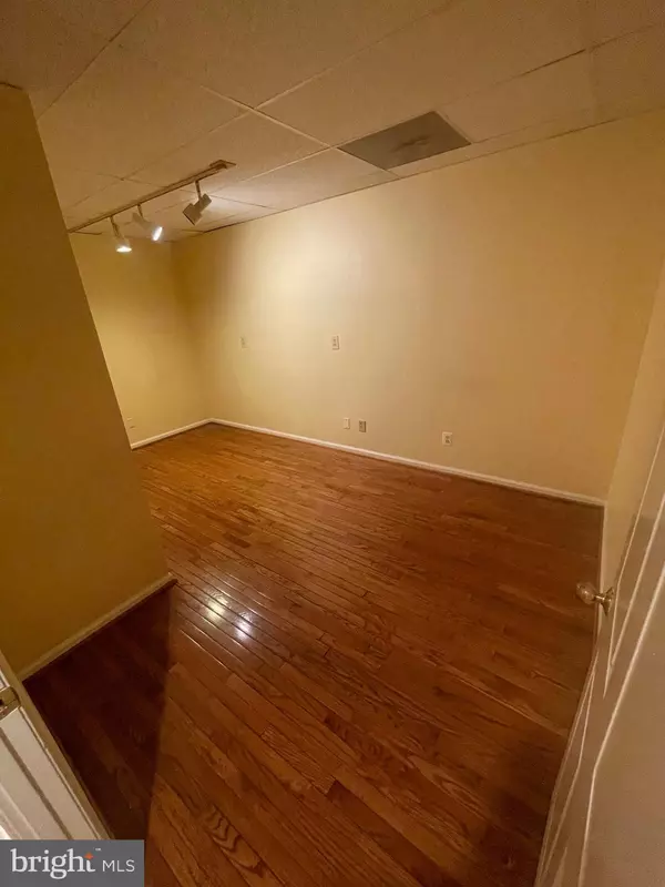 Silver Spring, MD 20910,8607 2ND AVE #401