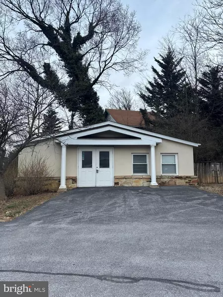986 JOHN MARSHALL HWY #4, Front Royal, VA 22630