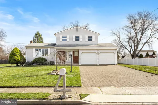 4 TERRAPIN LANE, Hamilton Township, NJ 08619