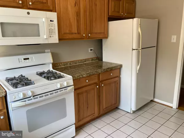 Bethesda, MD 20814,10613 MONTROSE AVE #104