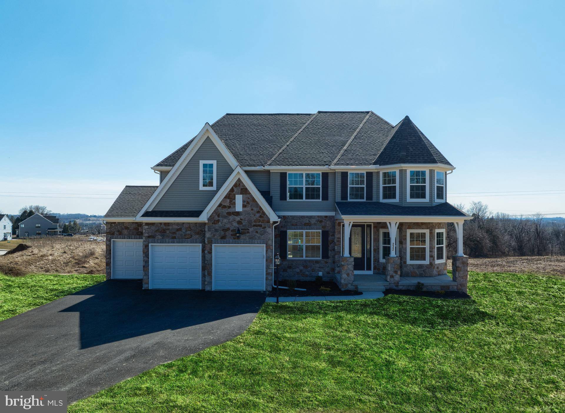 232 WEST SIDE DR, Lititz, PA 17543