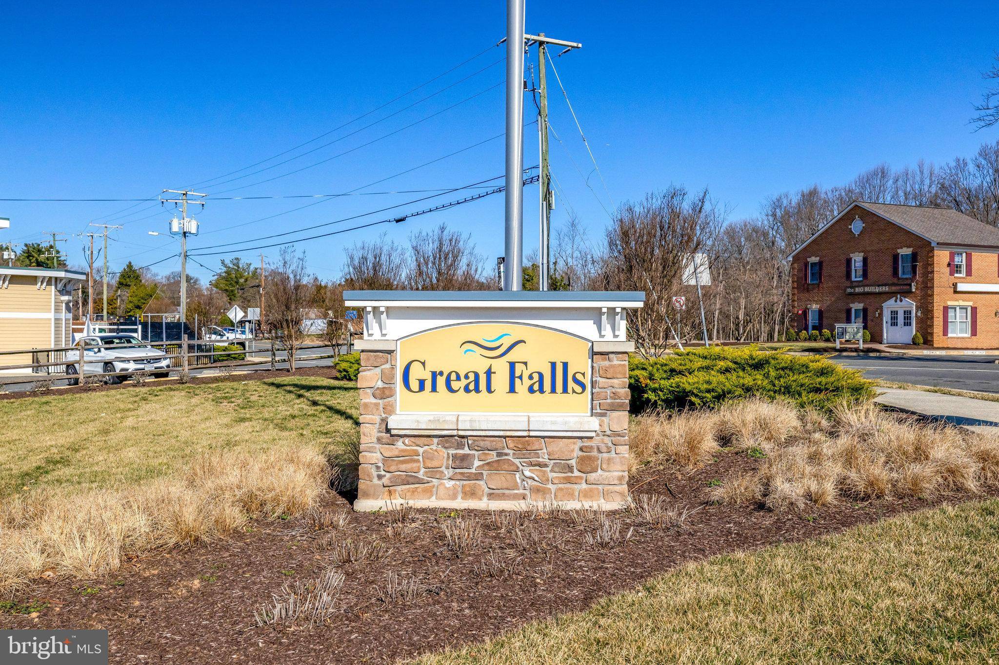 Great Falls, VA 22066,746 WALKER RD #26