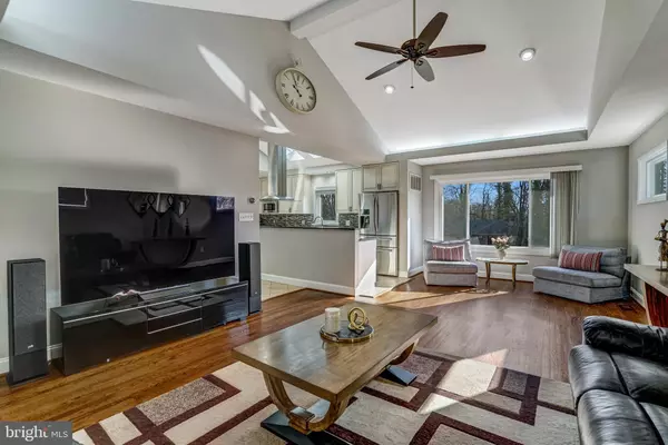 Springfield, VA 22151,7117 DALHOUSE ST