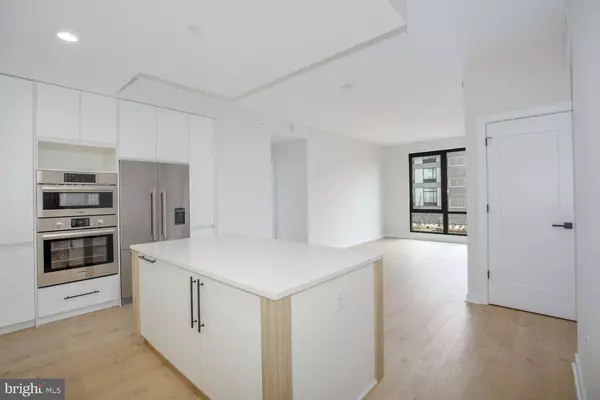 Falls Church, VA 22046,255 W. FALLS STATION BLVD #314