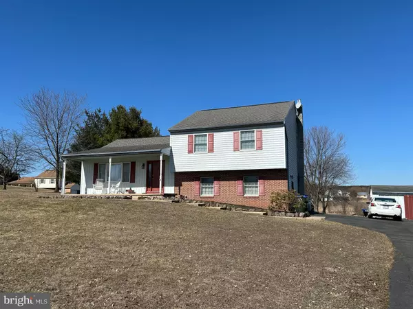 7 WINDWARD DR, Barto, PA 19504