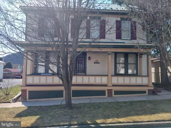 9 BROADWAY AVE, Duncannon, PA 17020