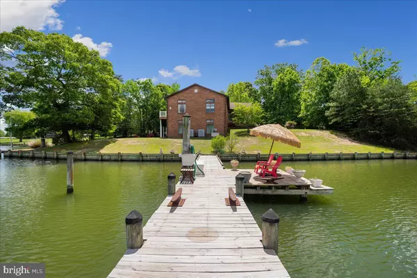 Hollywood, MD 20636,45216 CLARKES LANDING RD