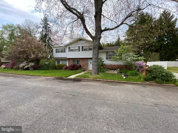 211 MILLER AVE, Lindenwold, NJ 08021