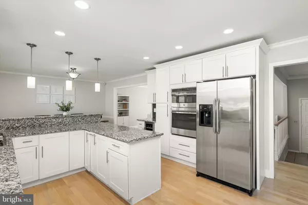 Hamilton, NJ 08690,18 JOHN LENHARDT RD