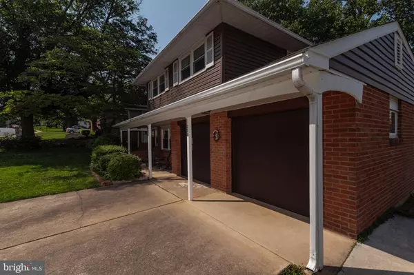 Newark, DE 19711,230 ARONIMINK DR