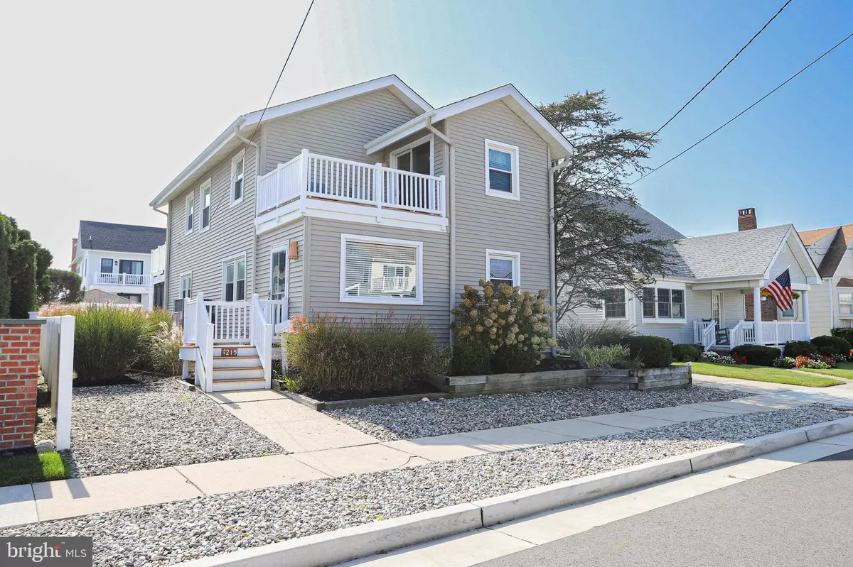 Stone Harbor, NJ 08247,215 89TH ST