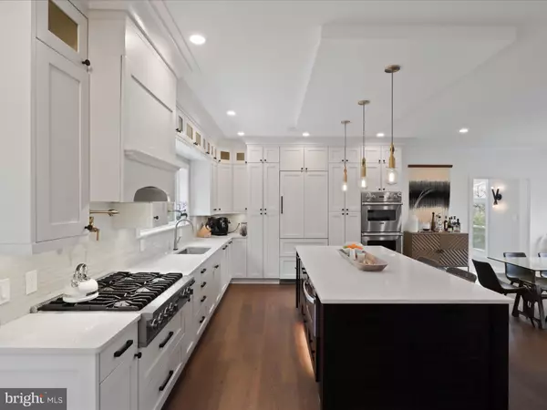 Bethesda, MD 20816,6307 CRATHIE LN