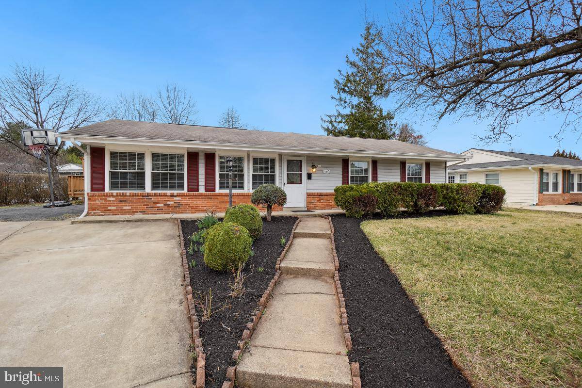 Sterling, VA 20164,1105 S GREENTHORN AVE