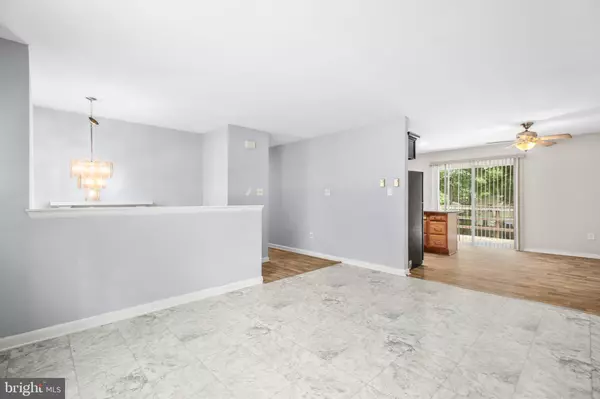 Spotsylvania, VA 22551,221 HAMPTON DR