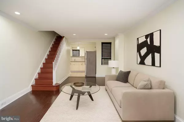 Philadelphia, PA 19146,2043 GERRITT ST