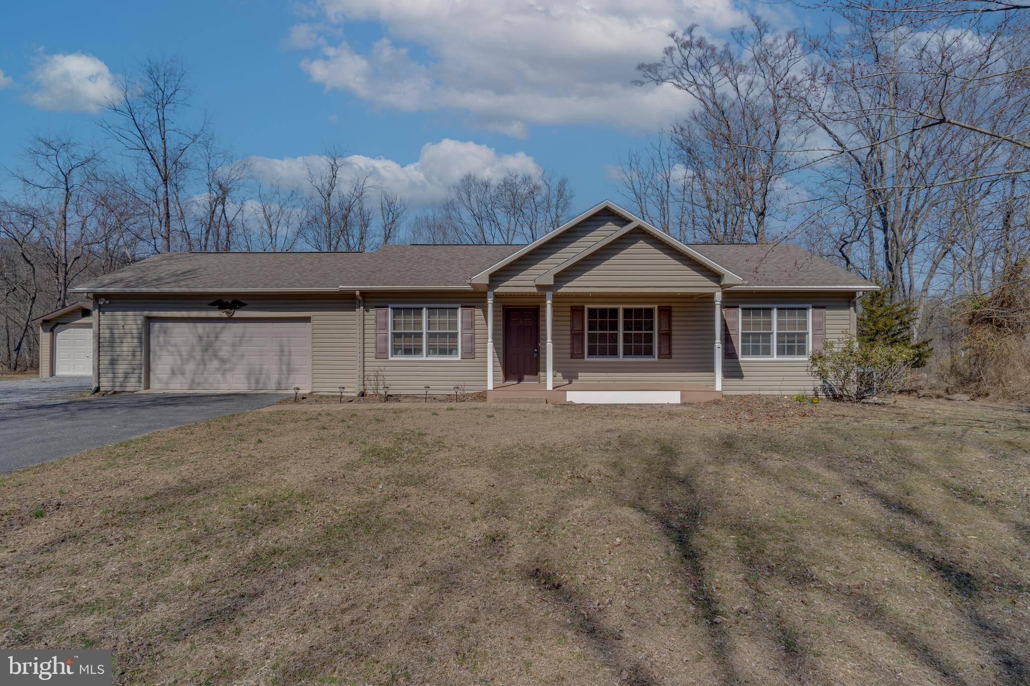 Berkeley Springs, WV 25411,97 BAYONET CT