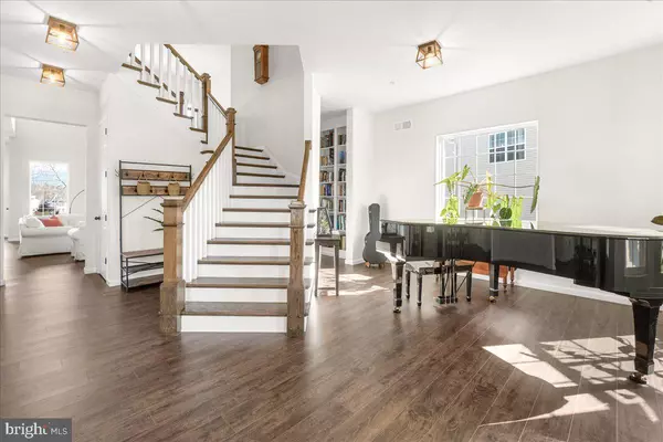 Frederick, MD 21702,2704 HILLFIELD DR