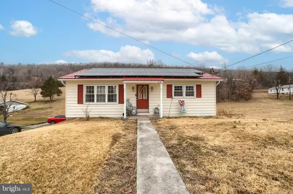 10873 LICKING CREEK RD, Mifflintown, PA 17059