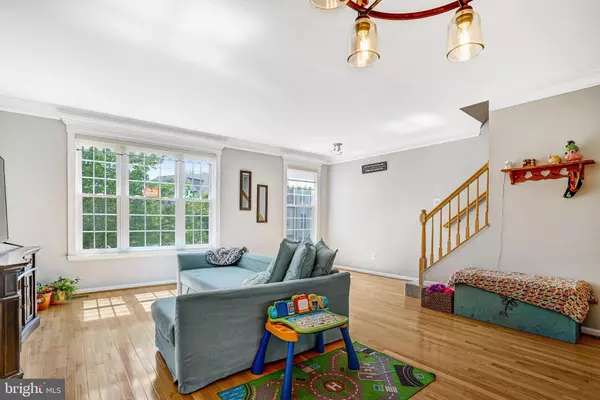 Alexandria, VA 22315,7721 SULLIVAN CIR