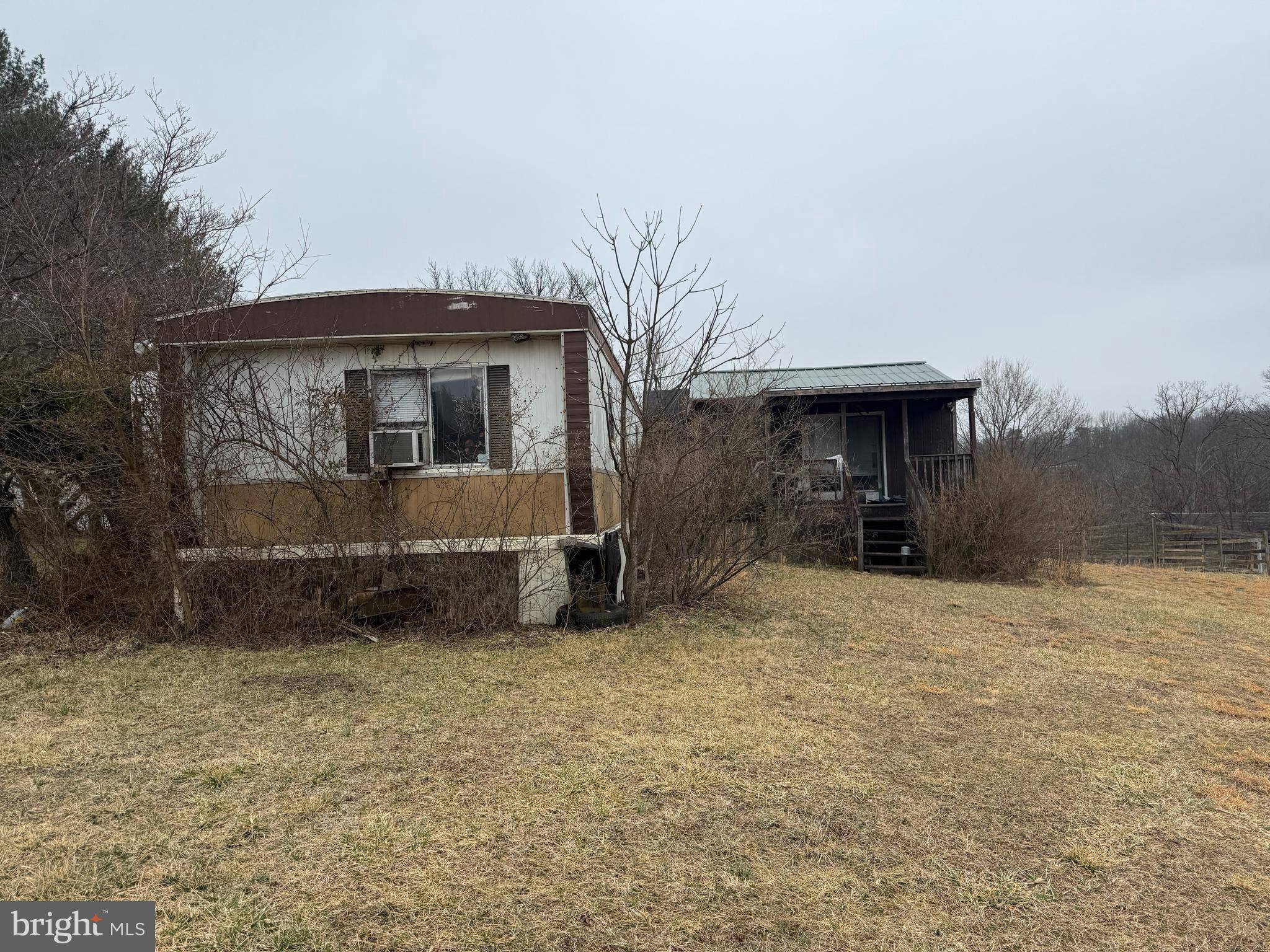 Bunker Hill, WV 25413,158 RETRIEVER LN