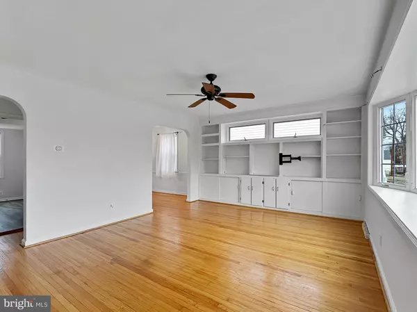 Audubon, NJ 08106,712 WILLITTS AVE