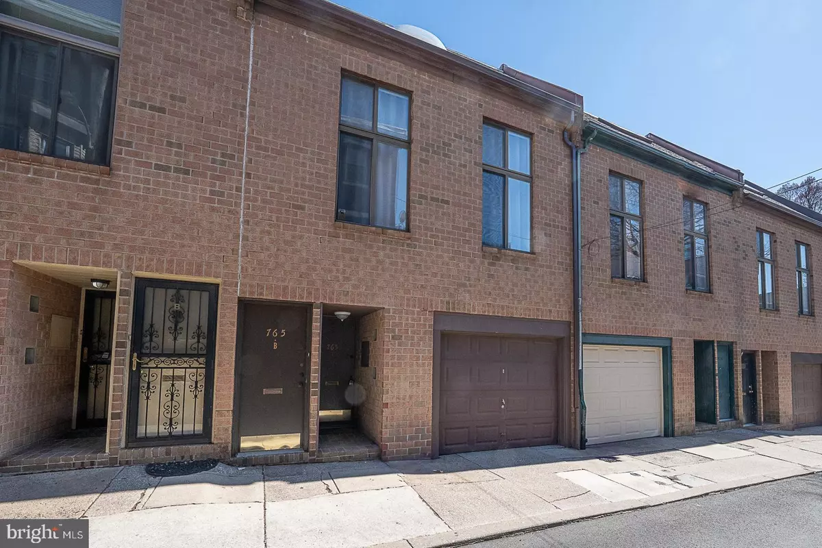 Philadelphia, PA 19130,765 N RINGGOLD ST
