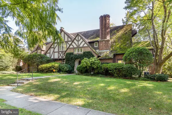 1846 REDWOOD TER NW, Washington, DC 20012