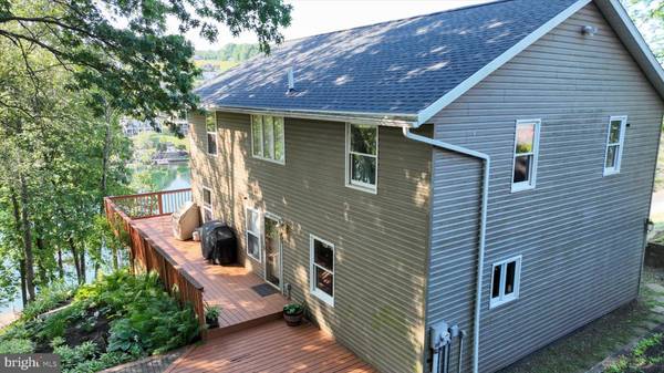 Auburn, PA 17922,1494 WYNONAH DR